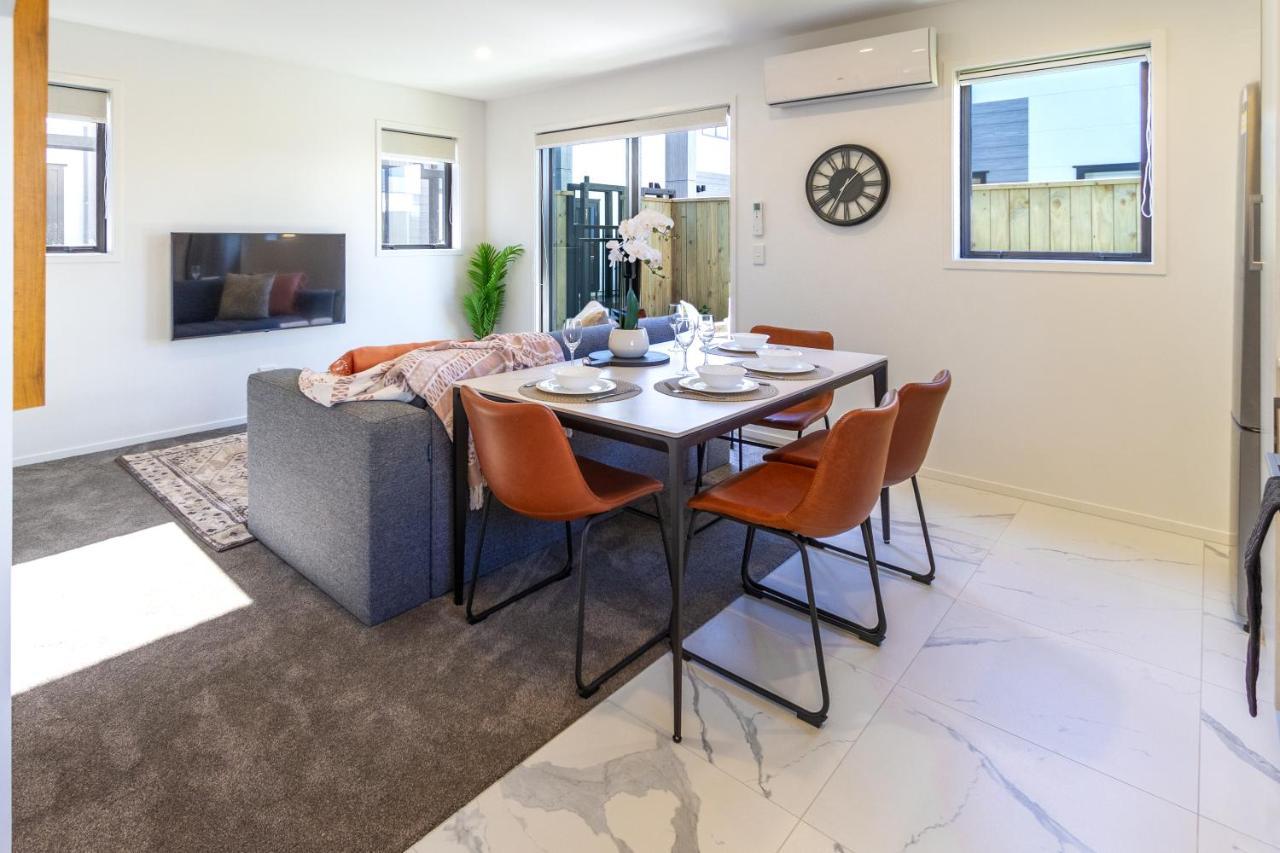 Beachside Bliss: 1 Bed 1 Bath Christchurch Exterior photo