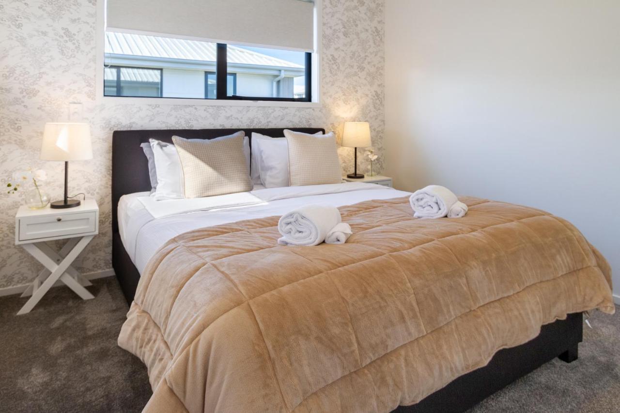 Beachside Bliss: 1 Bed 1 Bath Christchurch Exterior photo